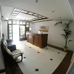 公寓 卡里斯蒂旅馆 *