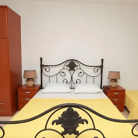 Apartment Kallisti
