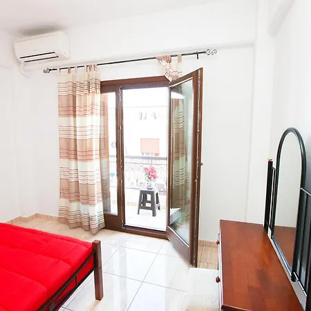 Kallisti Apartment