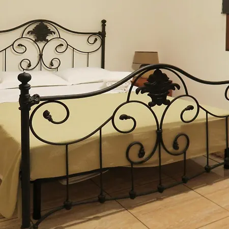 Kallisti Apartment *